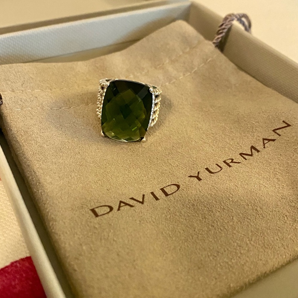 David Yurman 925 sterling silver ring. Wheaton 16x20mm.